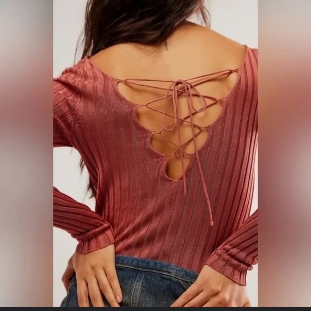 Free People NWT Hits Different dusty pink lace-up ribbedlong sleeve - Size Small